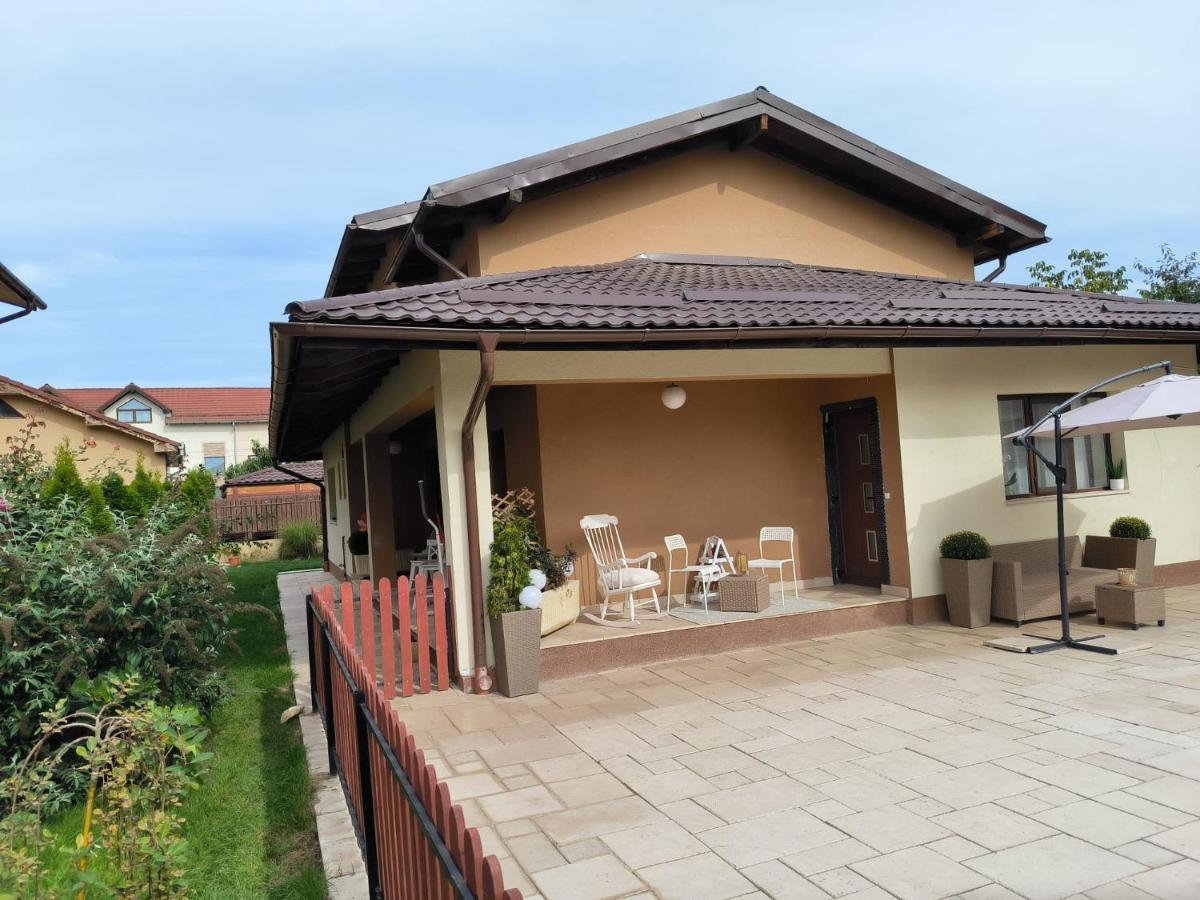 Luxury Airport Retreat Apartamento Cluj-Napoca Exterior foto